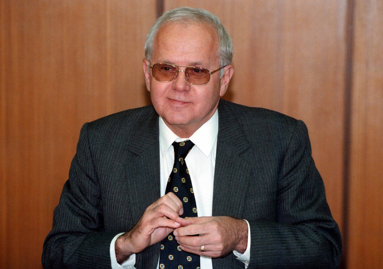 A murit Victor Babiuc. Fostul ministru al apărării și al justiției în guvernarea CDR avea 84 de ani