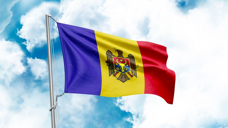 steagul republicii moldova fluturând în vânt