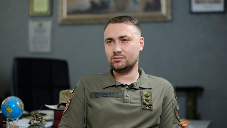 Şeful serviciului de contraspionaj militar ucrainean, Kirilo Budanov, stă la biroul său.