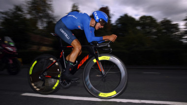 Ciclistul Antonio Tiberi participă la o competiție în Anglia, pe 23 septembrie 2019.