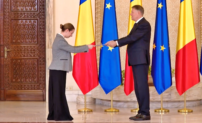 Deca respinge acuzația că i-ar fi rezervat postul de profesor lui Iohannis: „Este o prevedere legală care a existat și până acum”
