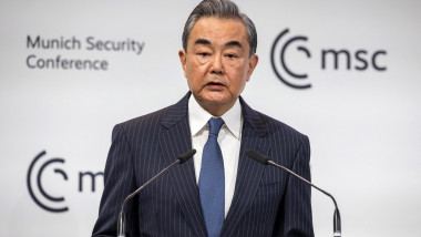 wang yi