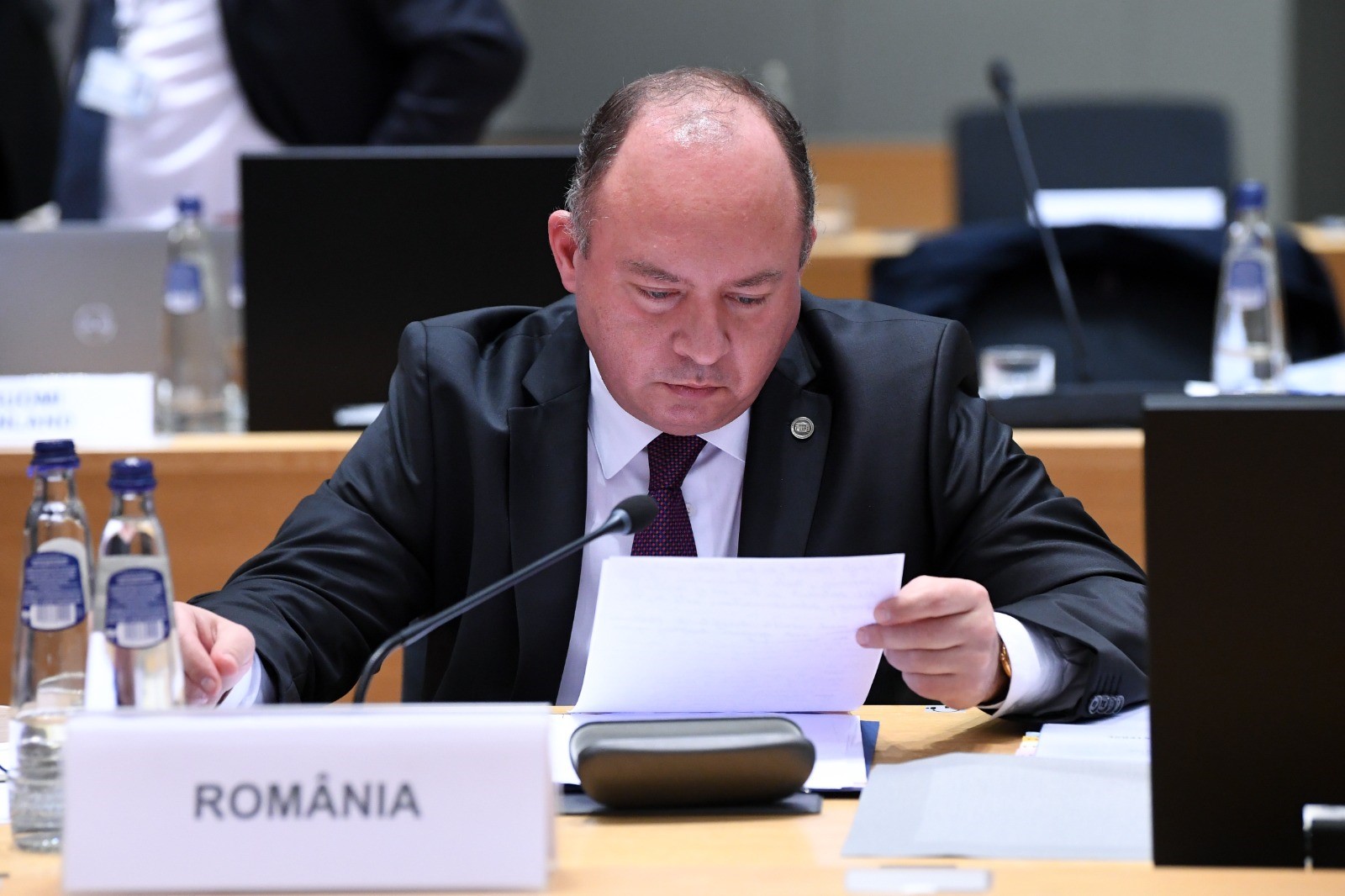 La un an de război, propaganda pro-rusă se intensifică în Europa, a avertizat Aurescu la Consiliul Afaceri Externe de la Bruxelles