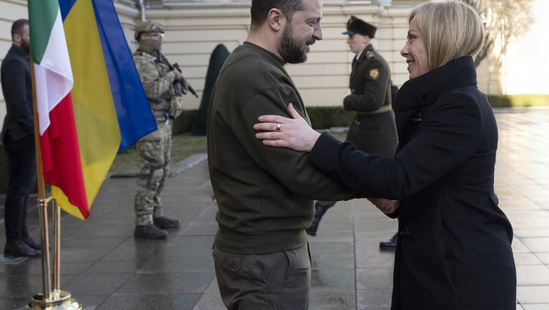 volodimir zelenski o primeste pe giorgia meloni