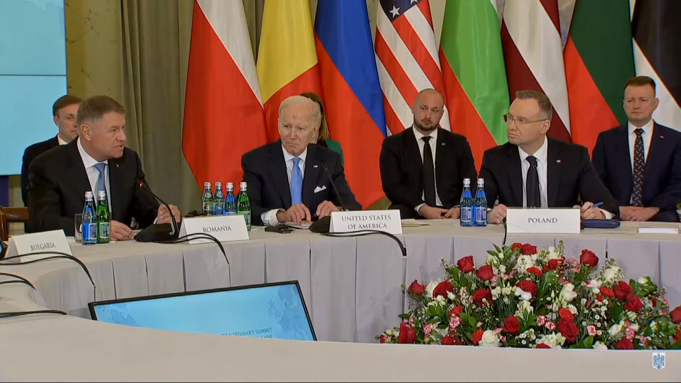 Iohannis, la Varșovia, la întâlnirea cu Biden și liderii B9: „NATO este puternică și dovedește un angajament clar față de Ucraina”