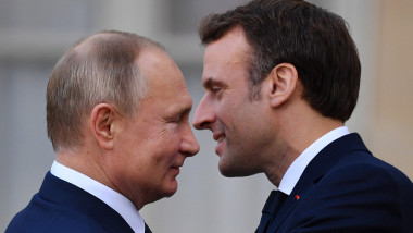 Macron și Putin