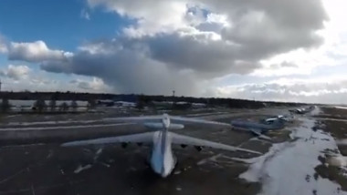 O dronă a partizanilor bieloruși aterizează pe radarul avionului-spion rusesc de pe aeroportul militar din Minsk