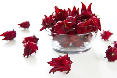 O nouă descoperire în tratarea obezității: Antioxidanţii din hibiscus pot ajuta la slăbit