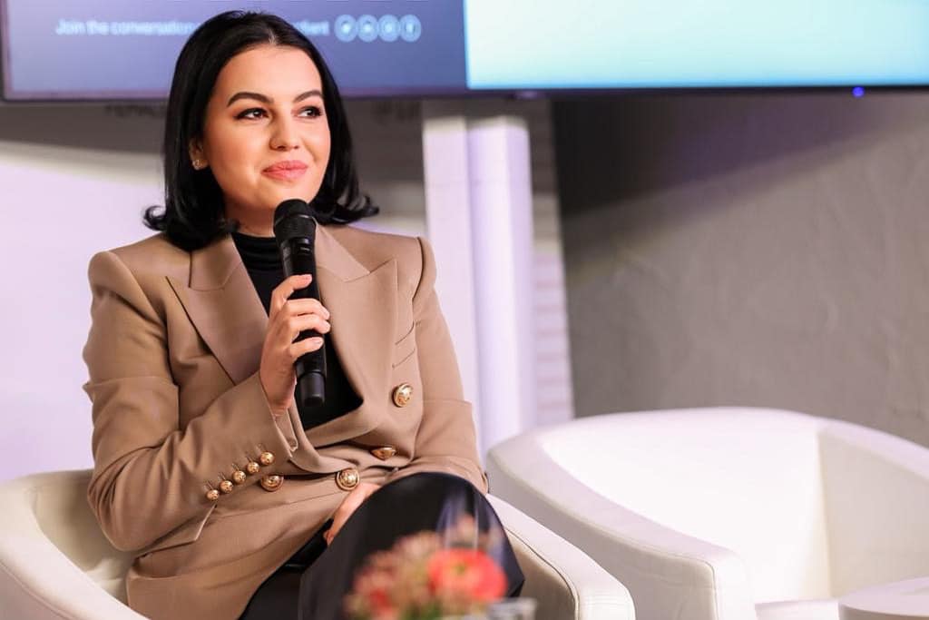 Cum se vede haosul politic din afara țării. Romina Gingașu, soția moștenitorului Ferrari: E un război român contra român de neimaginat