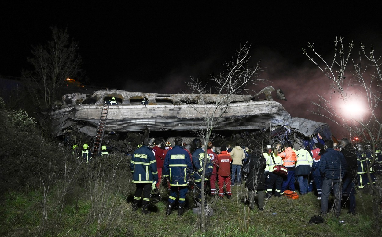 MAE, după accidentul feroviar din Grecia: Până acum nu au fost primite solicitări de asistenţă consulară de la români