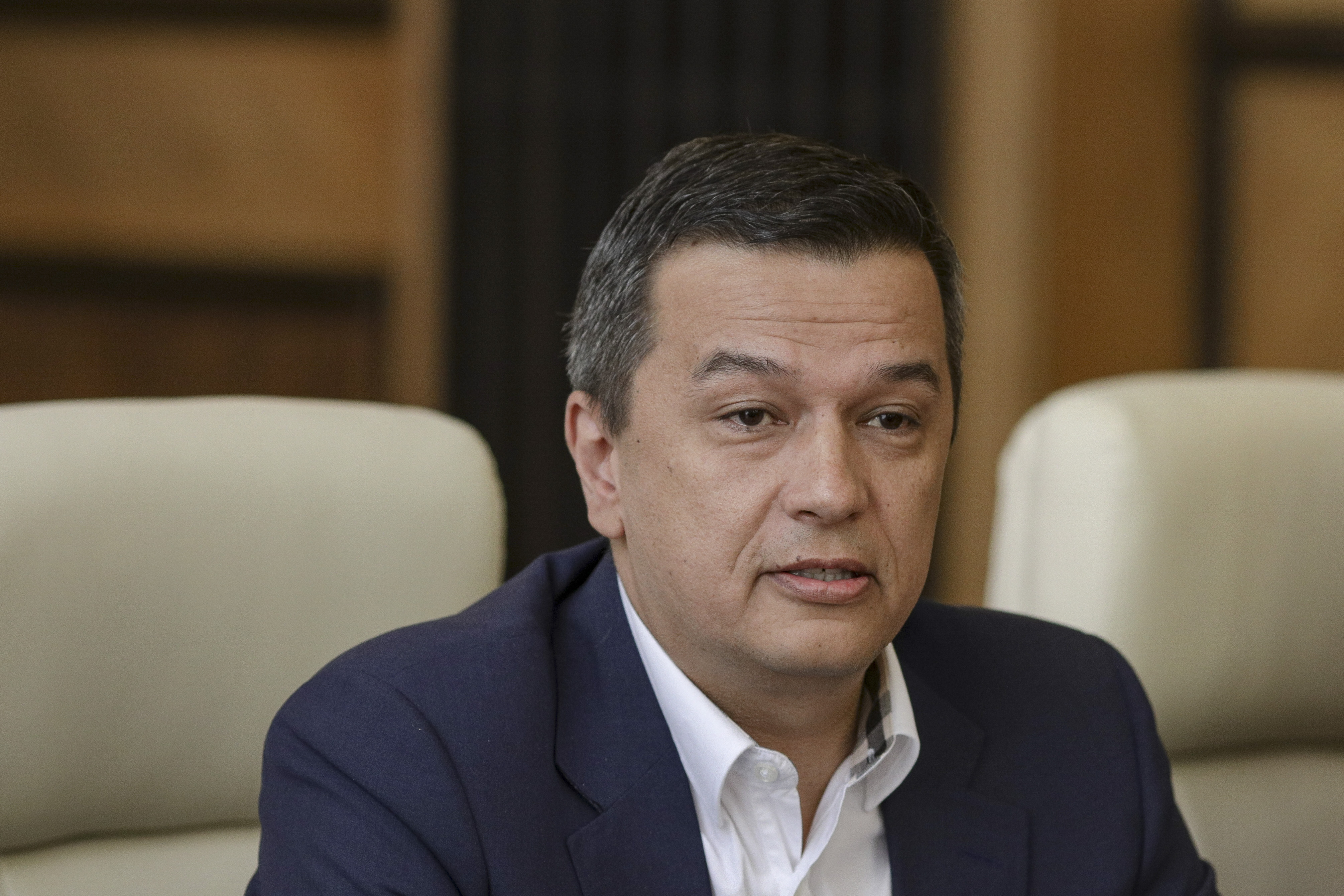 Grindeanu, despre scandalul Bâstroe: „Trebuia să mint? Am avut în față anumite rapoarte, nu am mers să mă dau cu barca pe Bâstroe”