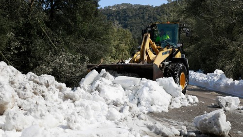 Stratul de zăpadă depășește un metru în unele zone din Mallorca