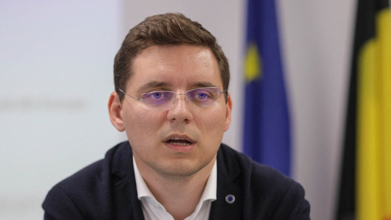 Eurodeputatul Victor Negrescu vorbește în cadrul unui eveniment la București pe 25 septembrie 2019.