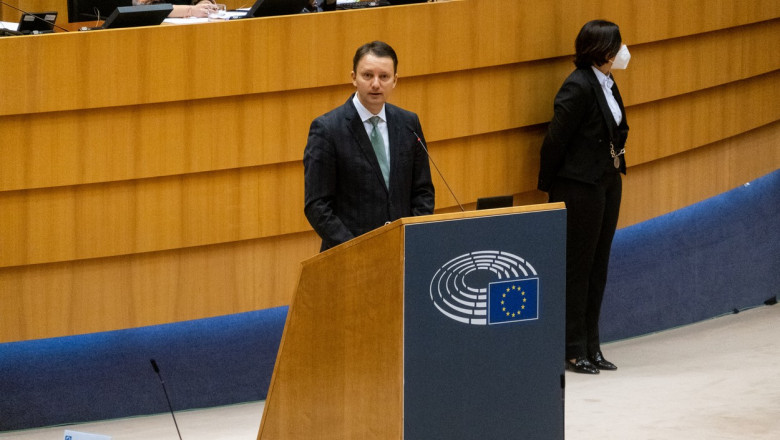 Siegfried Mureşan, europarlamentar român, participă la o sesiune plenară în Parlamentul European pe 9 martie 2023.