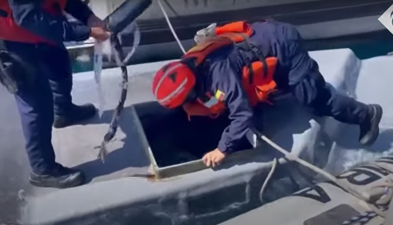 Un submarin care avea la bord două cadavre și cocaină de 87 de milioane de dolari a fost descoperit în Columbia