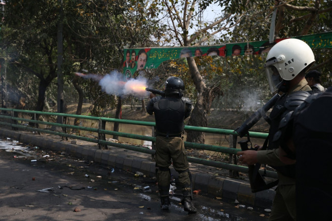 Clashes between supporters of former Pakistani PM Khan and security forces in Lahore