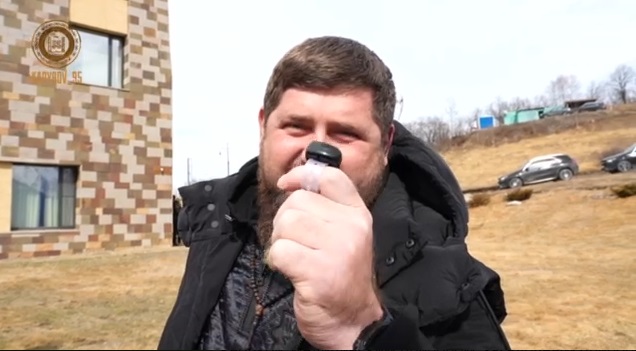 Propagandă vs. realitate. Kadîrov spunea că dacă 5.000 de avioane atacă simultan Rusia sunt doborâte prin apăsarea unui buton