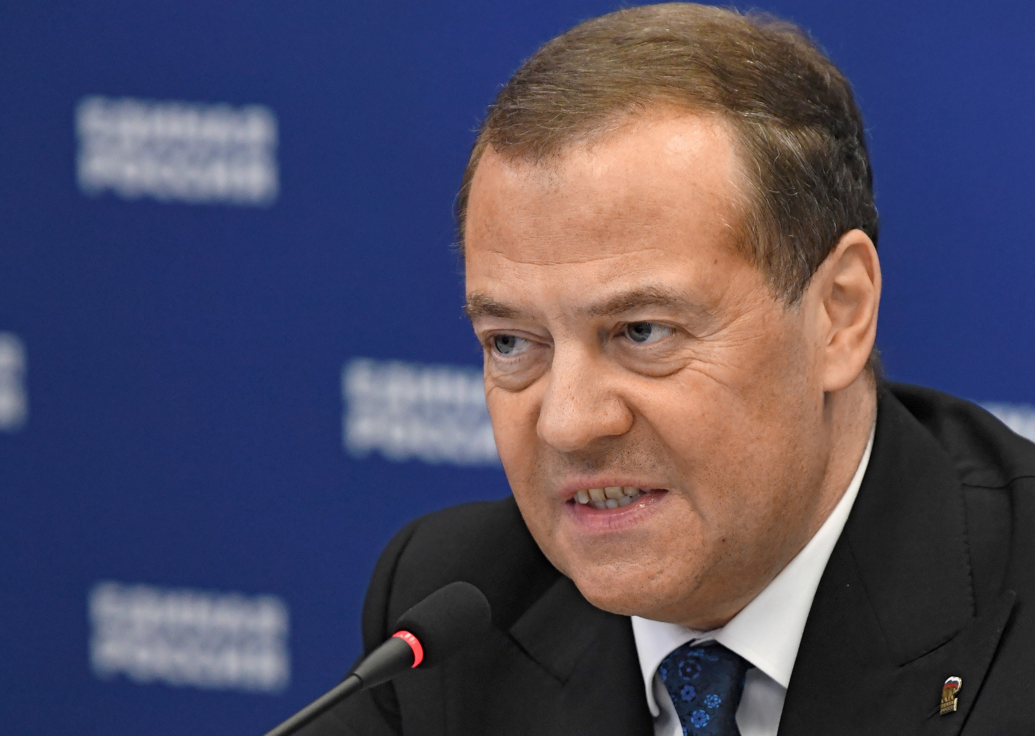 Medvedev amenință statele UE: Vom fi cu ochii pe „degenerații de la Bruxelles” care vor să confiște activele Rusiei