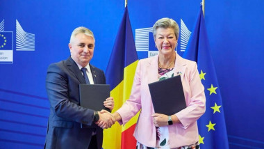 Ministrul liberal al Afacerilor Interne, Lucian Bode și comisarul european pentru afaceri interne, Ylva Johansson