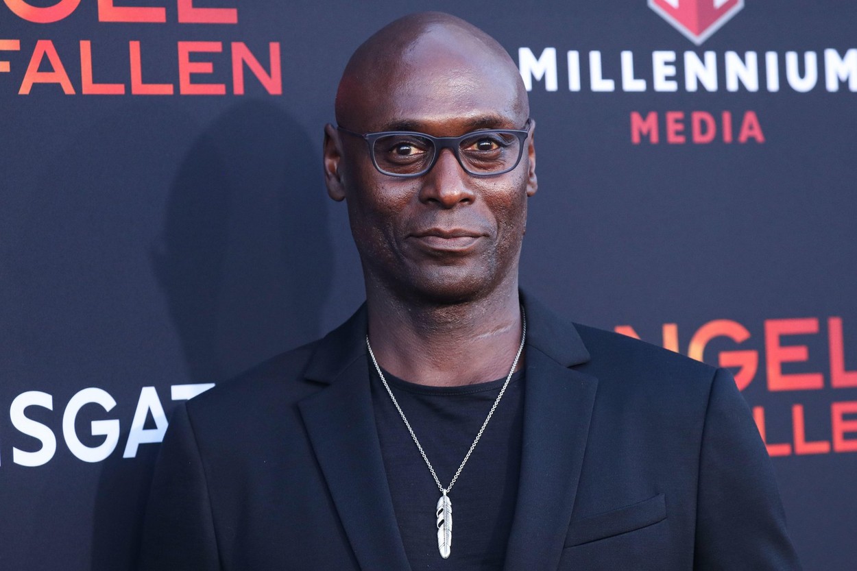 Familia lui Lance Reddick pune la îndoială cauza morții din certificatul de deces, spune că nu corespunde cu realitatea