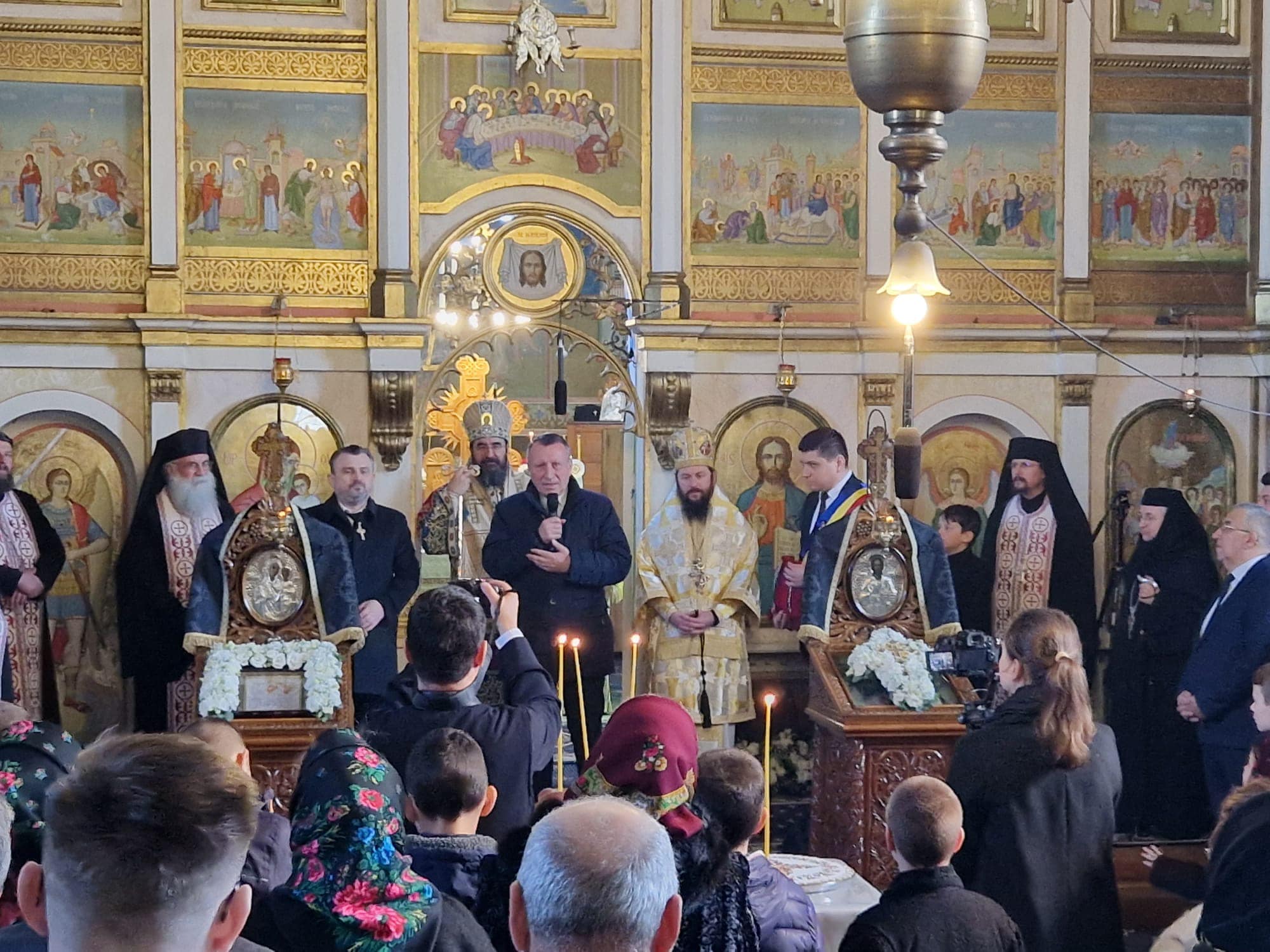 Paul Stănescu: Statul român trebuie să sprijine comunităţile româneşti din Ucraina mai mult ca oricând
