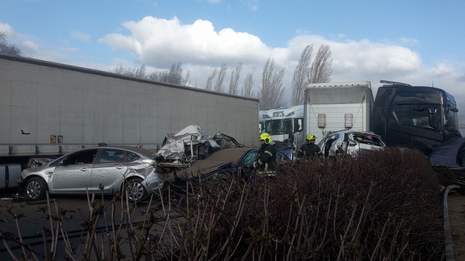 MAE: Cinci români au fost implicați în accidentul din Ungaria. Dintre aceştia, doi au fost spitalizaţi