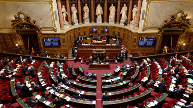 General view of members of the french senate