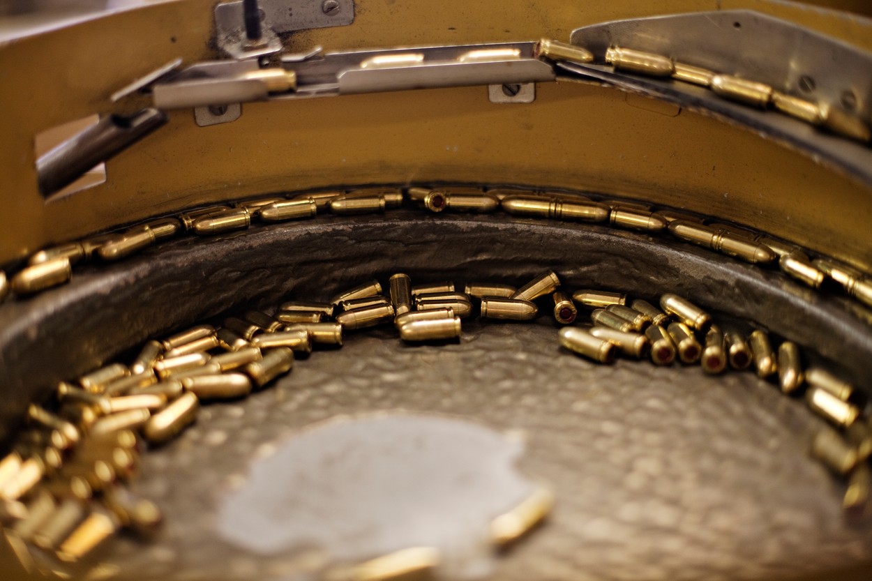 Importurile de armament s-au dublat în Europa în 2022. Ucraina este a treia destinaţie pentru arme din lume