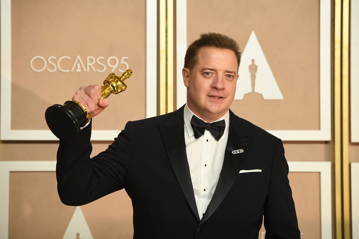 Povestea de film a lui Brendan Fraser, premiat cu Oscar pentru "The Whale" după incidentul care l-a făcut să dispară timp de 10 ani