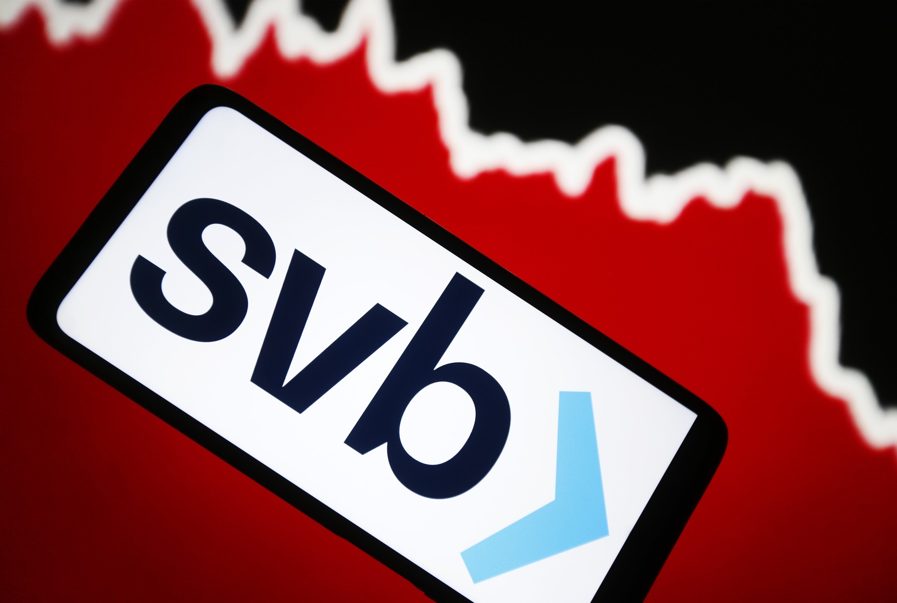 Președintele Eurogrupului: Expunerea Zonei Euro la urmările falimentului SVB este foarte limitată