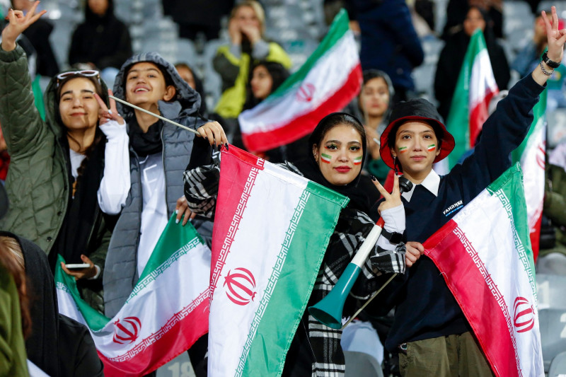 femei stadion fotbal iran profimedia-0764856096