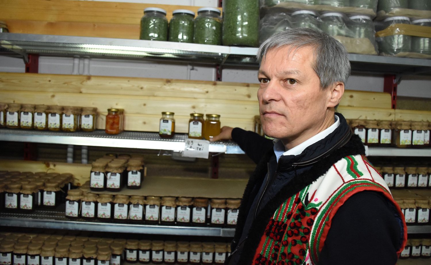 Cioloș: Nu văd de ce făina de insecte ar trebui să facă parte din preparatele culinare pe teritoriul UE