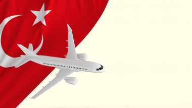 avion cu steag turcia