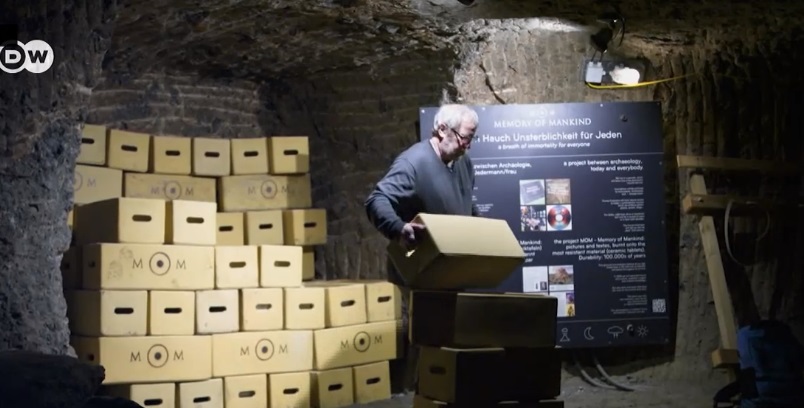 Un austriac a ascuns "memoria omenirii" într-un depozit dintr-o mină de sare veche de secole