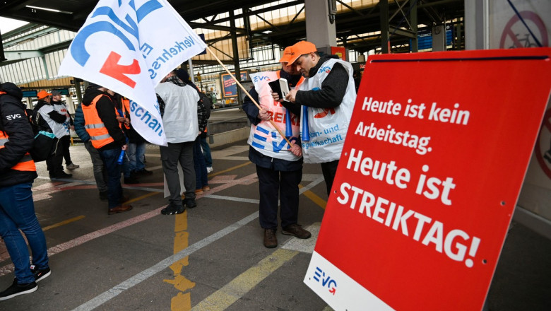 sindicalisti germani din transporturi in greva