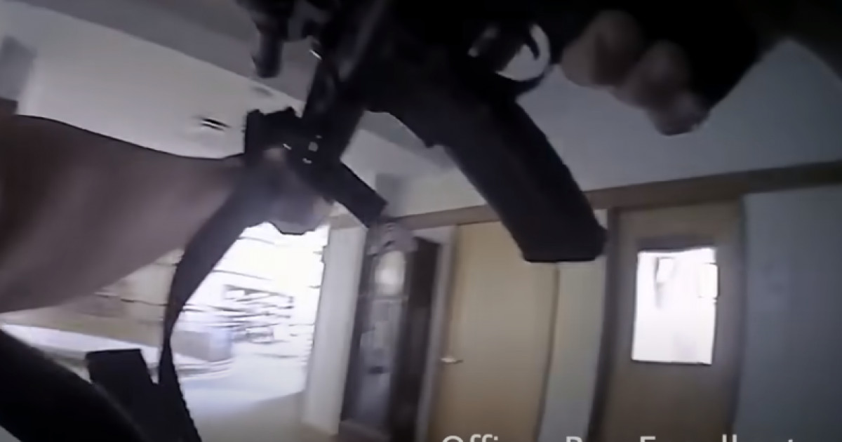 VIDEO. Momentul în care polițiștii o ucid pe autoarea masacrului de la școala din Nashville, Tennessee – Digi24