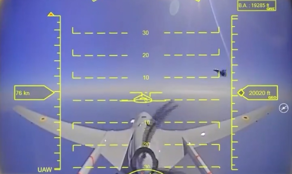 Un Su-27 rusesc a încercat să doboare și o dronă Bayraktar deasupra Mării Negre