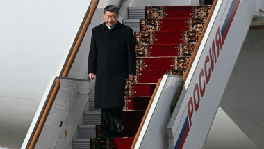 Arrival ceremony of President of the People's Republic of China Xi Jinping at Vnukovo-2 airport.