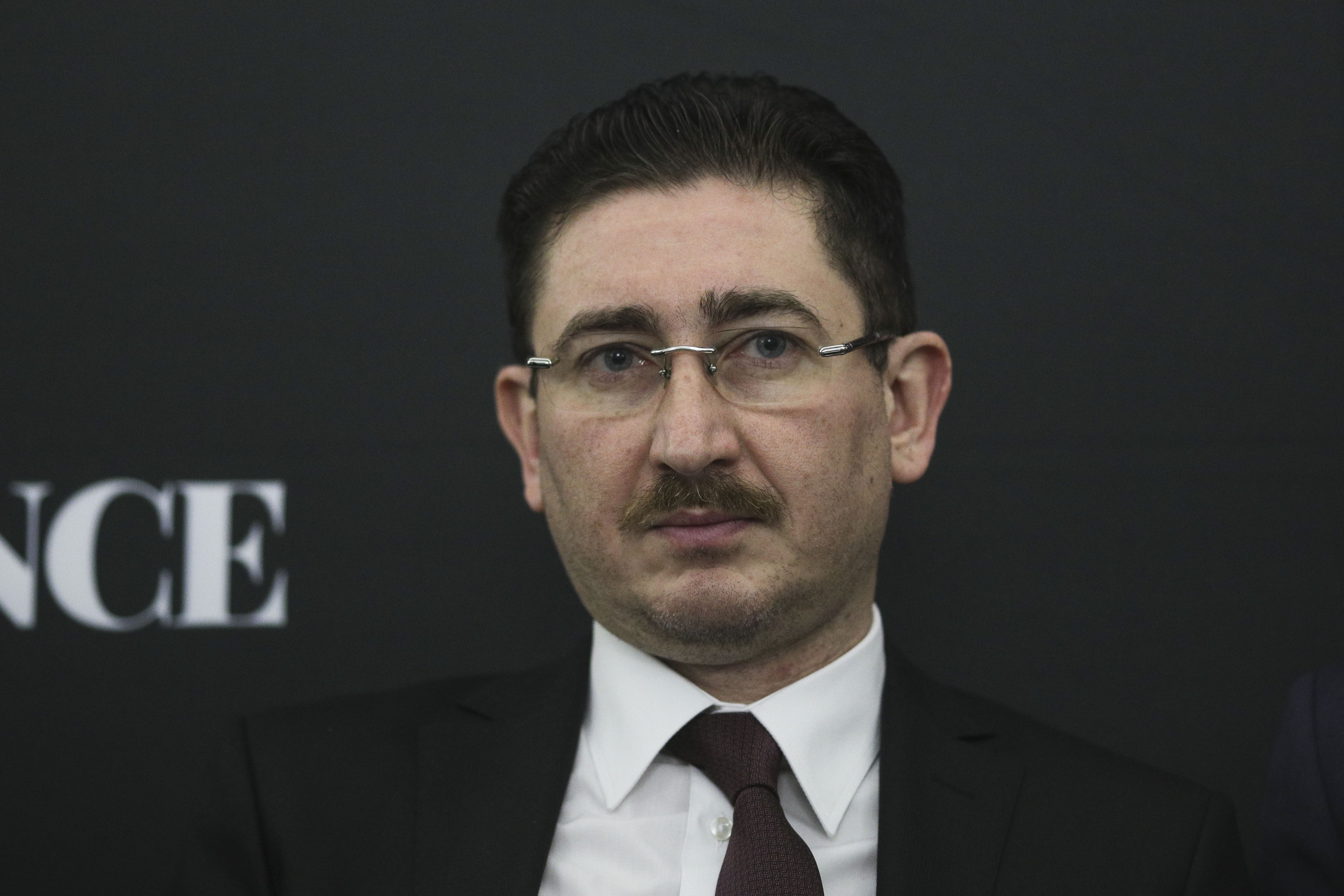 Șeful Consiliului Concurenței critică suprareglementarea: Facem lucrurile mai complicate decât cere UE. Guvernele de coaliţie nu ajută