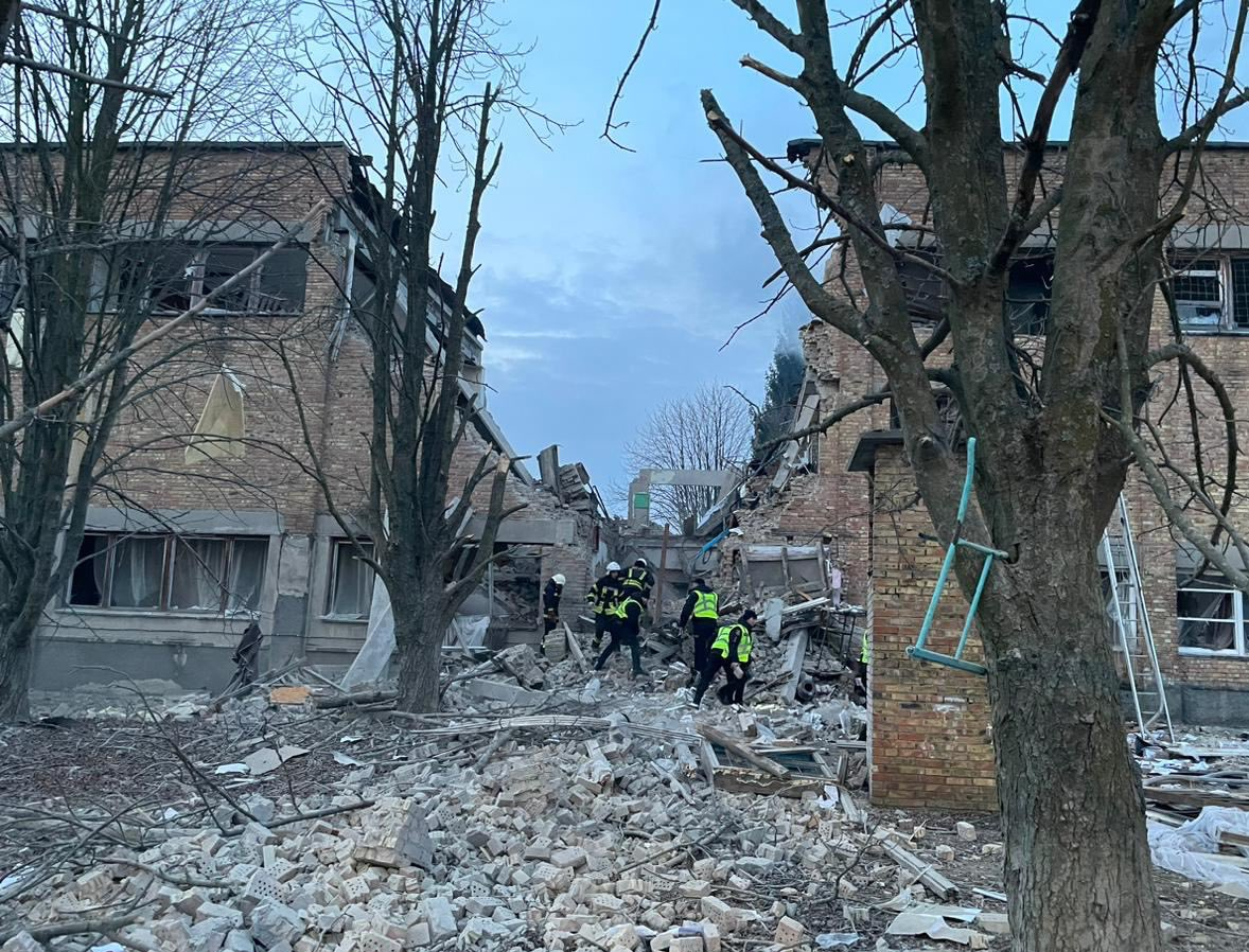 Alertă în Lugansk și Novorosiisk: zeci de mineri blocați după o explozie și 8 răniți în urma unui atac cu drone