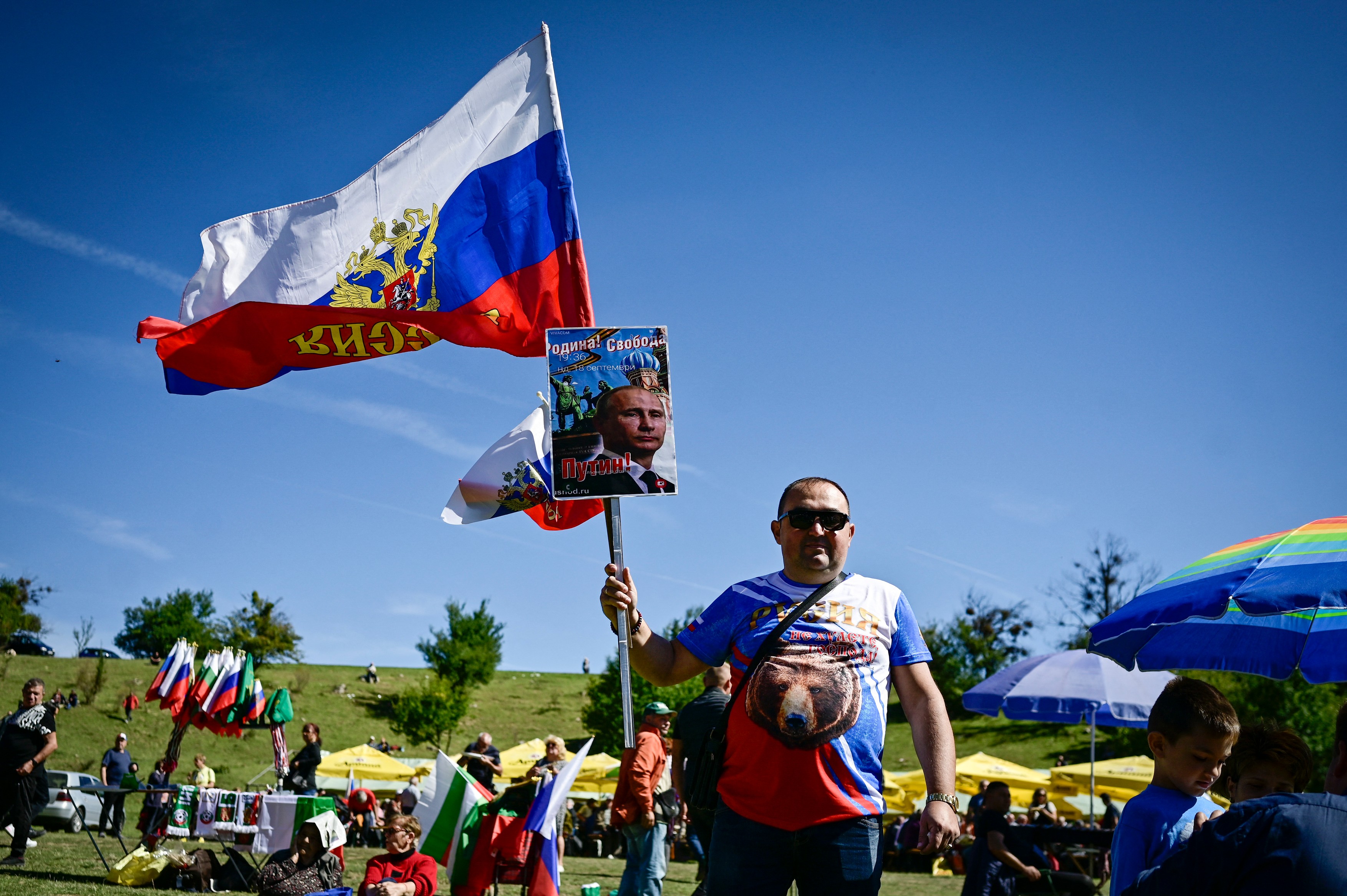 Ucraina interzice prin lege apologia și simbolurile imperialismului rus