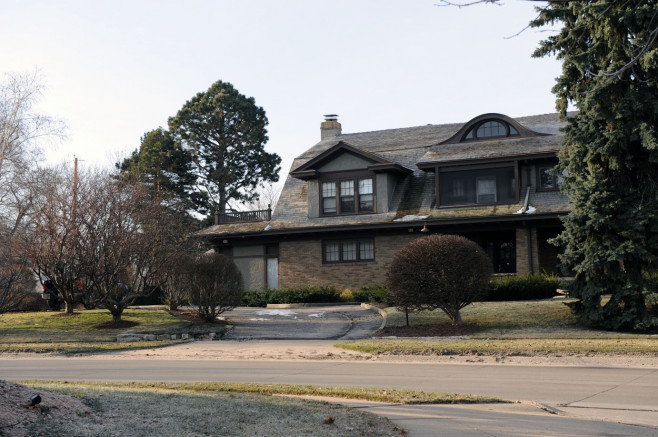 Warren Buffett the Worlds 3rd richest man still lives in the same house he bought the home in 1958 for $31,500.