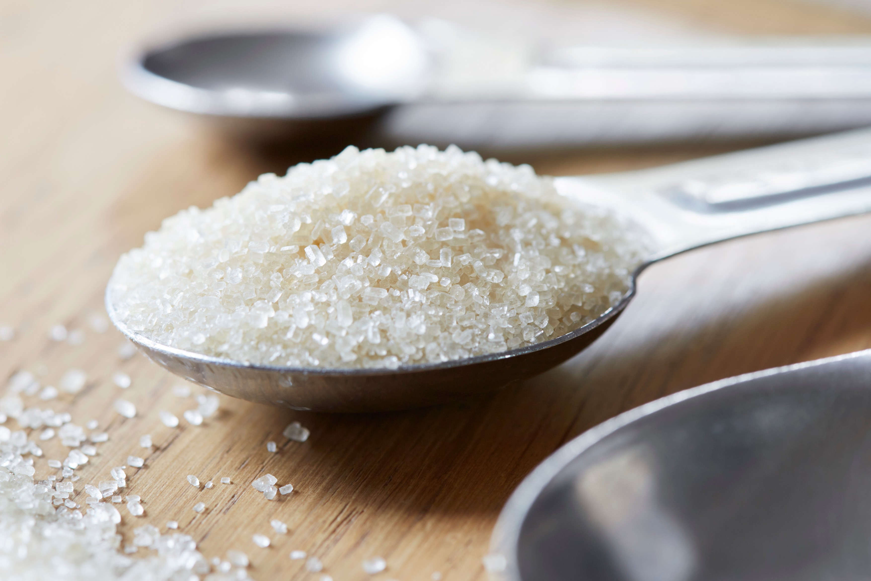 Alimentele care s-au scumpit cel mai mult în ultimul an: Prețul zahărului a crescut cu peste 50% față de 2022
