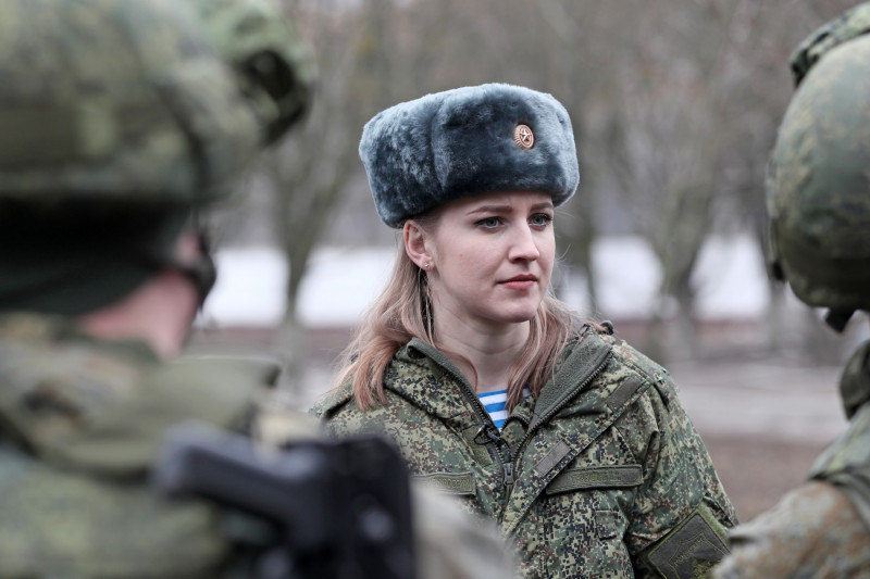 rusoaică din armata rusă