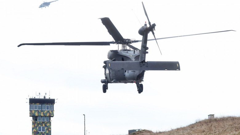 elicoptere black hawk