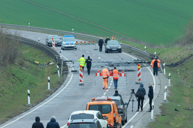 Un șofer cu permis de conducere anulat din 2007 a ucis șapte persoane pe o șosea din Germania