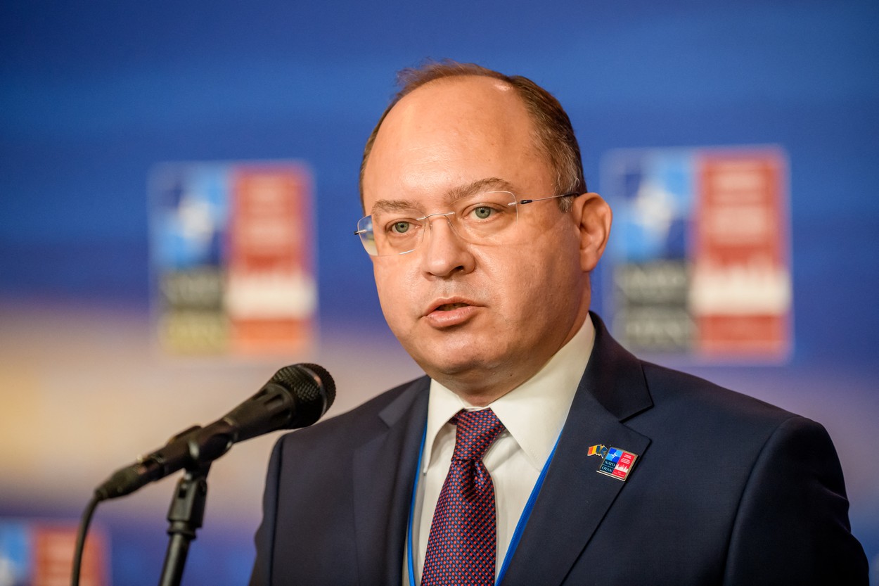 Aurescu: Până la finalul anului să avem o decizie pentru începerea negocierilor de aderare la UE a Ucrainei şi a Republicii Moldova