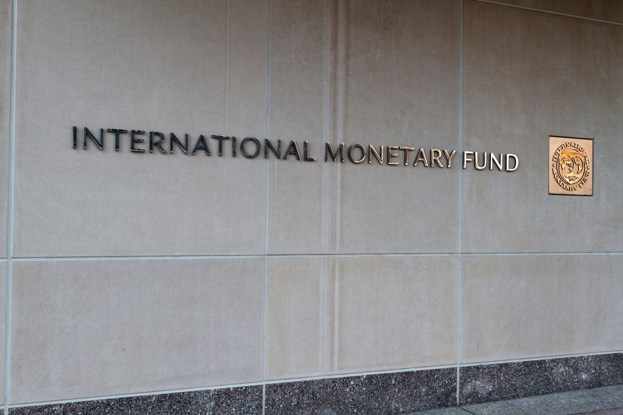 Sectorul bancar din umbră este „punctul slab al sistemului financiar”. FMI cere reglementări, după avertismentul Băncii Europene