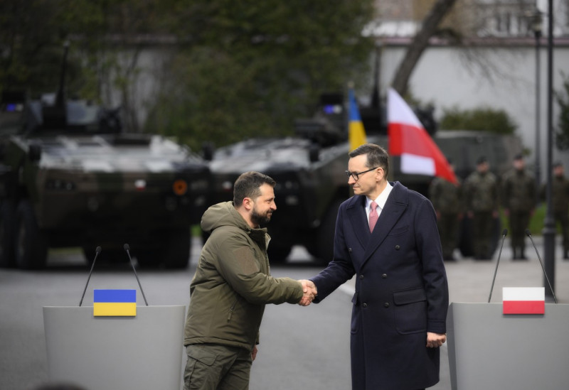 Zelensky Visits Key Ally Poland