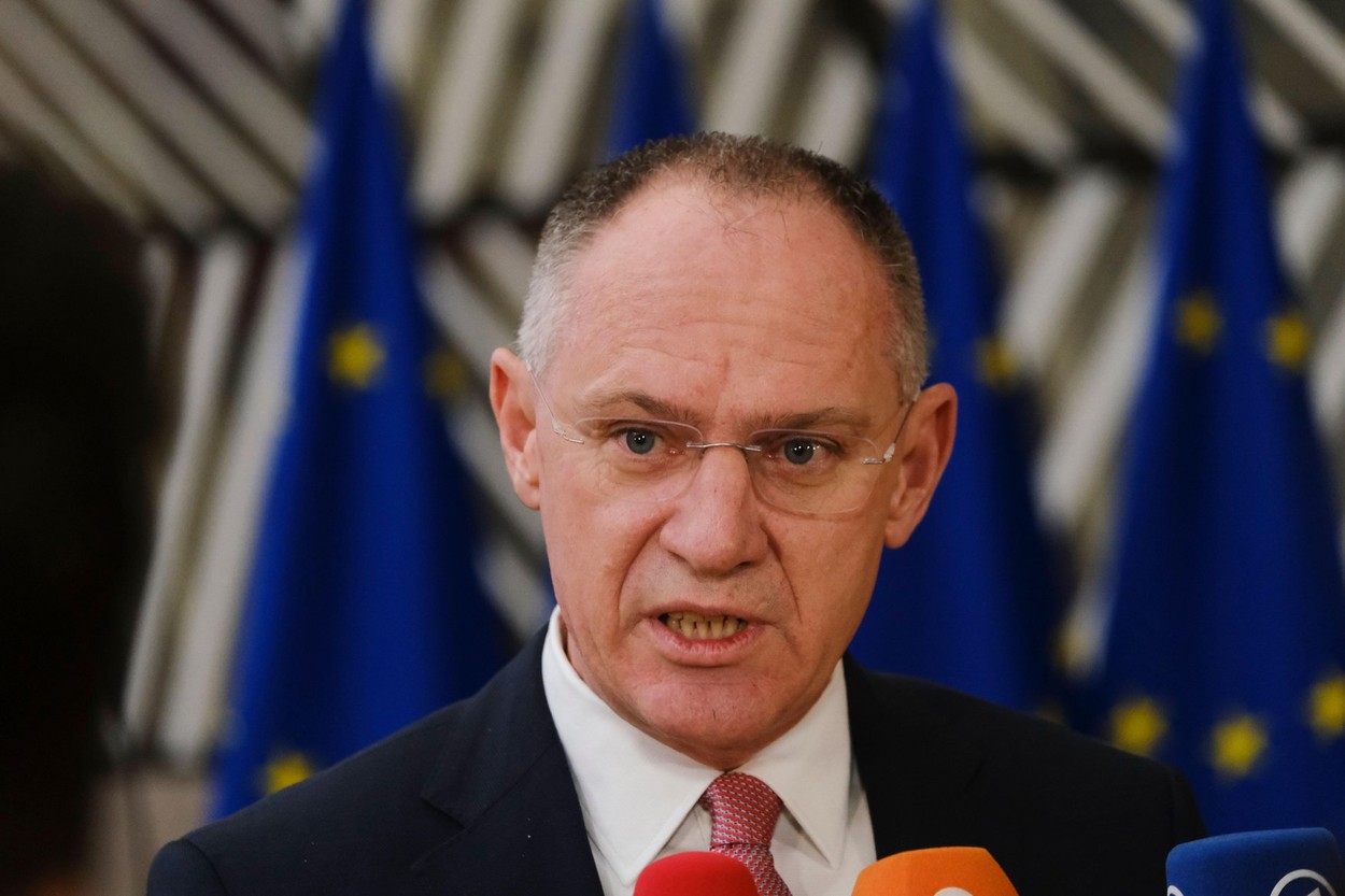 Ministrul austriac care s-a opus aderării României la Schengen vine la București. Gerhard Karner se întâlnește cu Lucian Bode